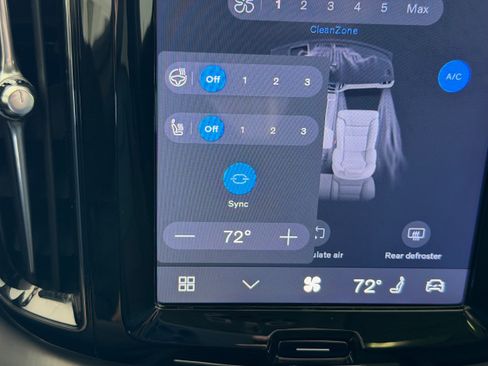 Certified 2025 Volvo XC60 B5 Core AWD/4WD image 18