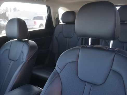 Used 2023 Kia Sorento SX image 40