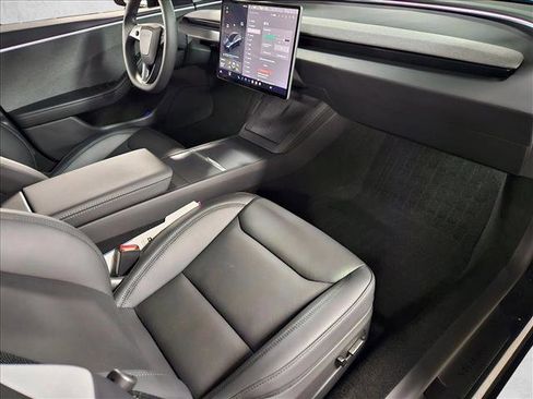 Used 2025 Tesla Model 3 Long Range image 20