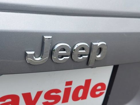 Used 2017 Jeep Patriot High Altitude FWD image 30