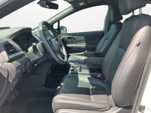 Used 2024 Honda Odyssey Sport image 16