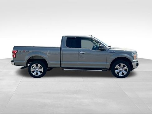 Used 2019 Ford F150 XLT w/ Equipment Group 302A Luxury AWD/4WD image 6