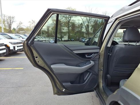 Used 2023 Subaru Outback Onyx Edition AWD/4WD image 13