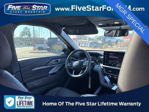 New 2026 Ford Explorer Platinum RWD image 18
