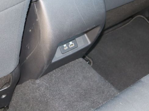 Used 2025 Nissan Altima 2.5 SV FWD image 18
