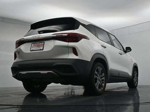 Used 2022 Kia Seltos LX AWD/4WD image 33