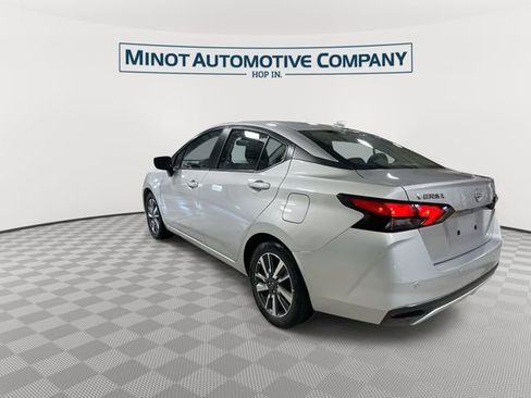 Used 2024 Nissan Versa SV FWD image 6