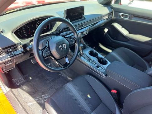 Used 2023 Honda Civic Sport image 13