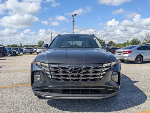 Used 2024 Hyundai Tucson Limited FWD image 3