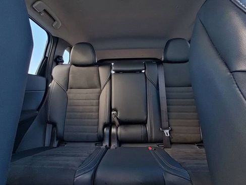 Used 2024 Mitsubishi Outlander SE image 29