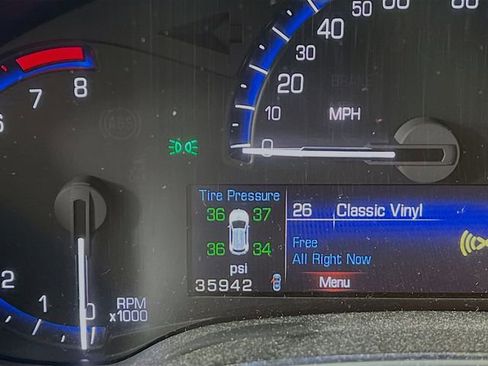 Used 2016 Cadillac SRX Luxury FWD image 10