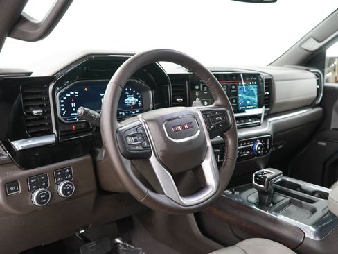 Used 2023 GMC Sierra 1500 SLT AWD/4WD image 26