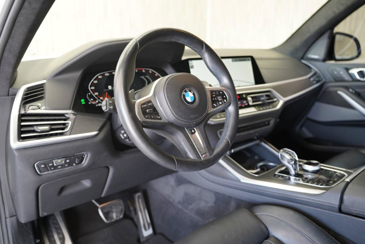 Used 2021 BMW X7 M50i w/ Executive Package AWD/4WD image 11