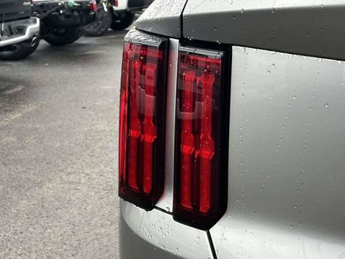 Used 2024 Kia Sorento SX Prestige image 10