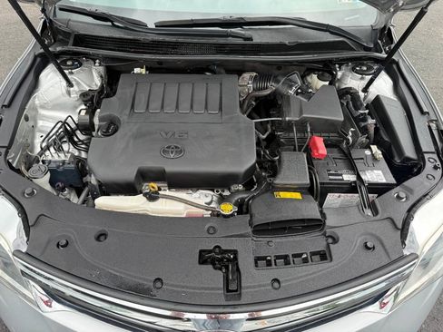 Used 2013 Toyota Avalon XLE Touring FWD image 39