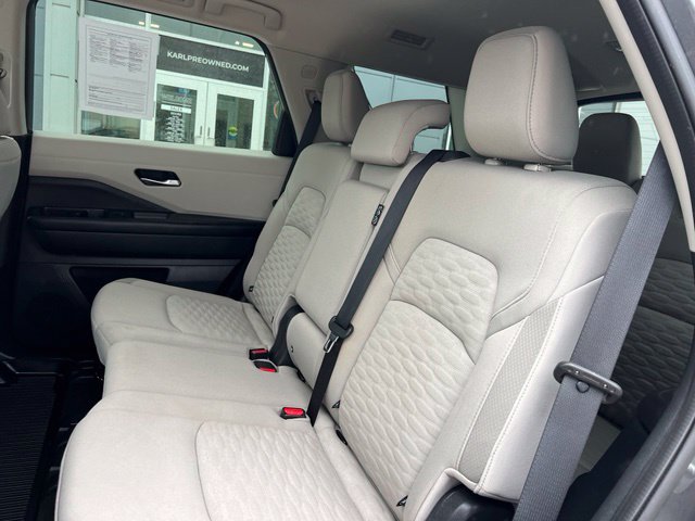 Used 2022 Nissan Pathfinder SV w/ Cargo Package AWD/4WD image 23