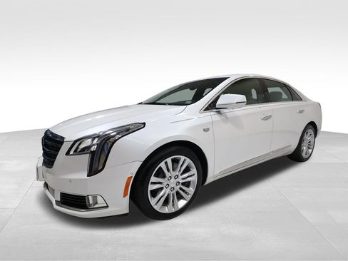 Used 2018 Cadillac XTS Luxury w/ Driver Awareness Package image 8