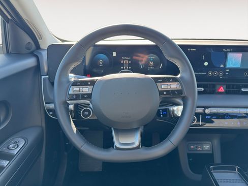 New 2025 Hyundai Ioniq 5 SE image 12