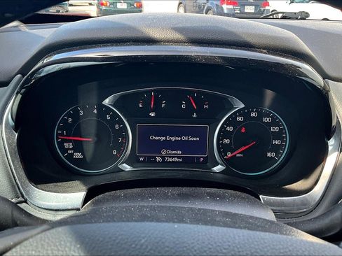 Used 2021 Chevrolet Traverse LT image 18