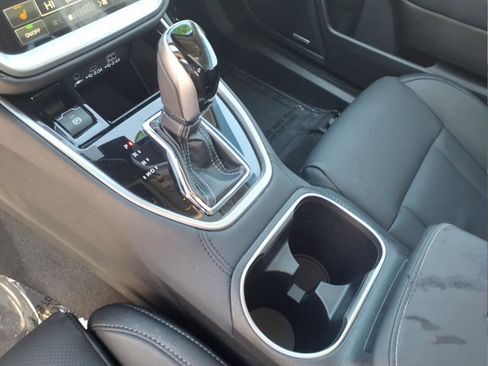 Used 2025 Subaru Outback Limited image 14