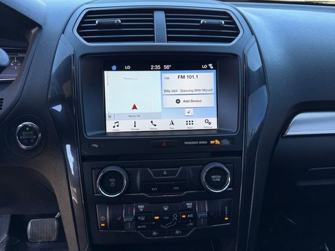 Used 2018 Ford Explorer XLT w/ Equipment Group 201A image 14