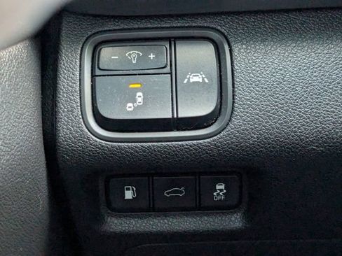 Certified 2020 Kia Optima S image 29