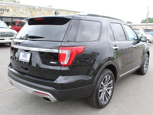 Used 2016 Ford Explorer Platinum AWD/4WD image 7