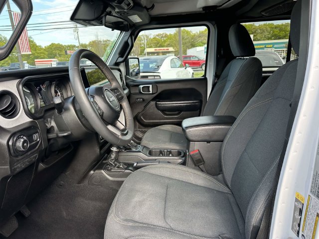 Certified 2024 Jeep Wrangler Unlimited Sport AWD/4WD image 10