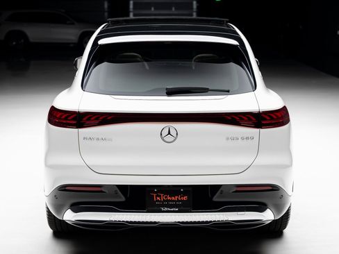 Used 2024 Mercedes-Benz Maybach EQS 680 4MATIC image 26