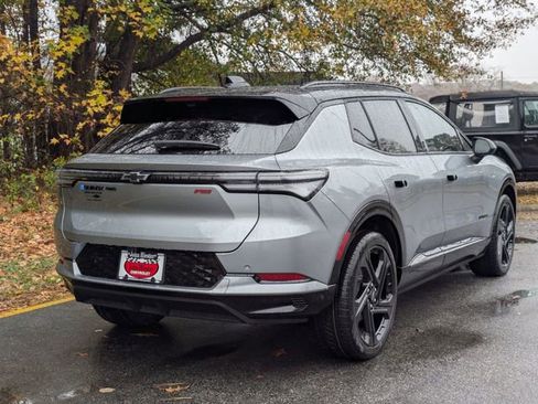 New 2026 Chevrolet Equinox EV RS image 2