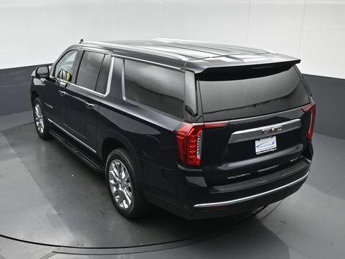 Used 2022 GMC Yukon XL SLT w/ SLT Premium Package AWD/4WD image 80