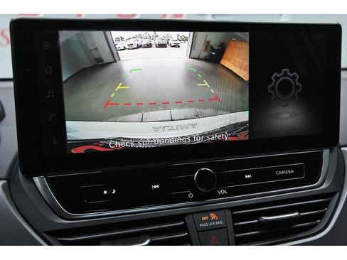 New 2026 Nissan Altima 2.5 SR FWD image 24