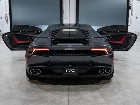 Used 2015 Lamborghini Huracan LP 610-4 AWD/4WD image 34