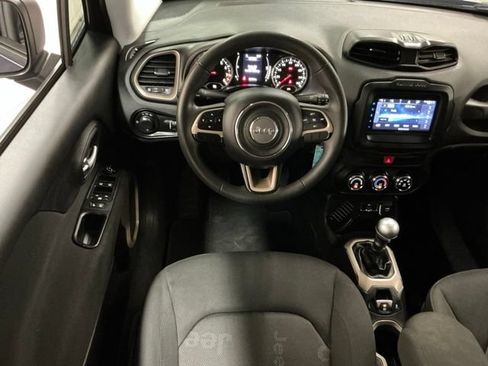 Used 2016 Jeep Renegade Sport w/ Power & Air Group FWD image 9