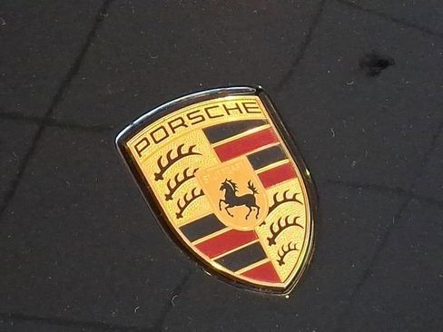 Used 2022 Porsche Cayenne Base image 33