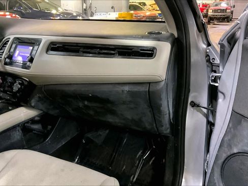 Used 2022 Honda HR-V LX image 18