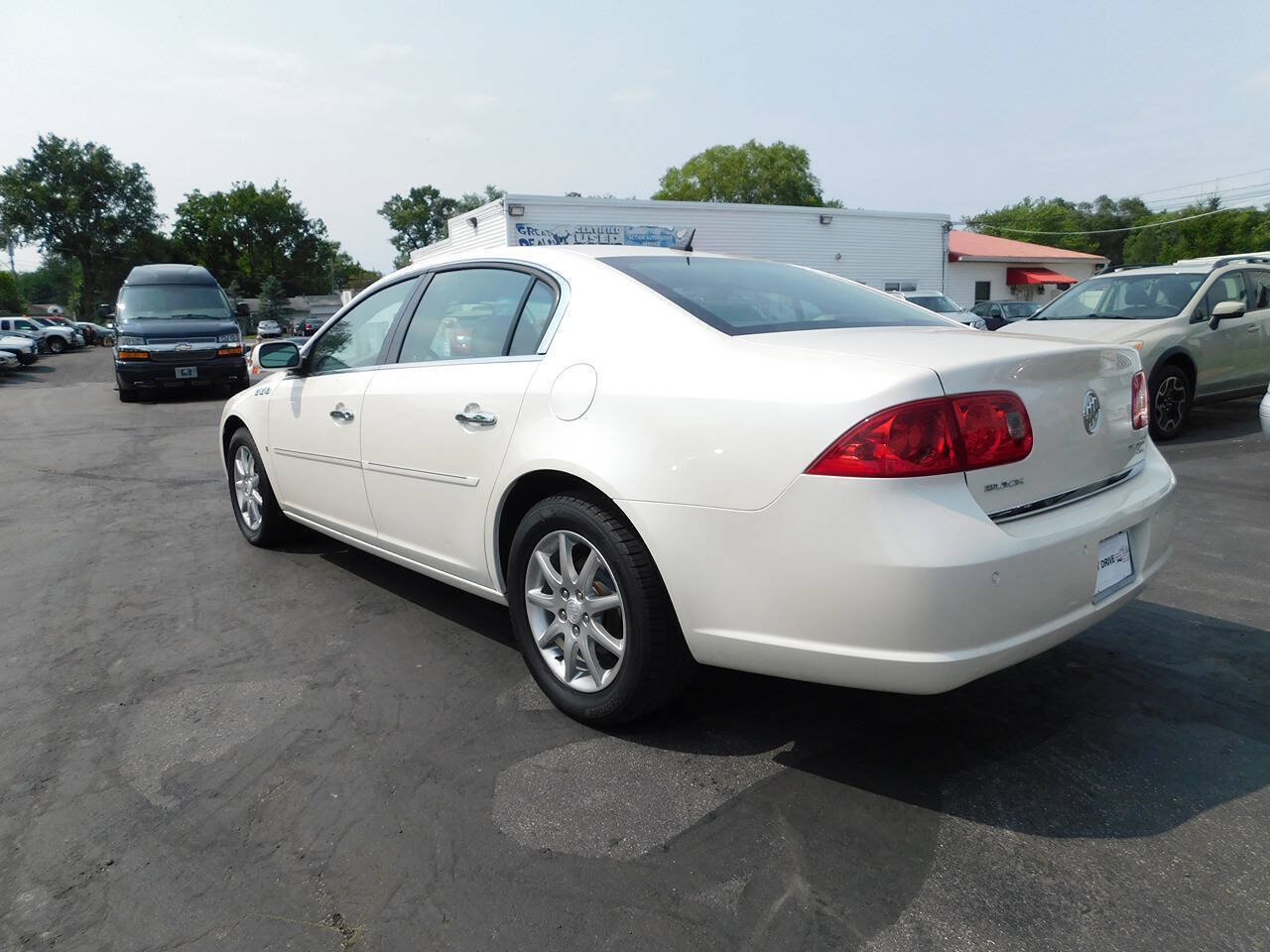 Used 2008 Buick Lucerne CXL w/ Driver Confidence Package FWD image 8