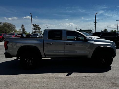 Used 2024 Chevrolet Colorado Trail Boss w/ LPO, Skid Plate Package AWD/4WD image 7