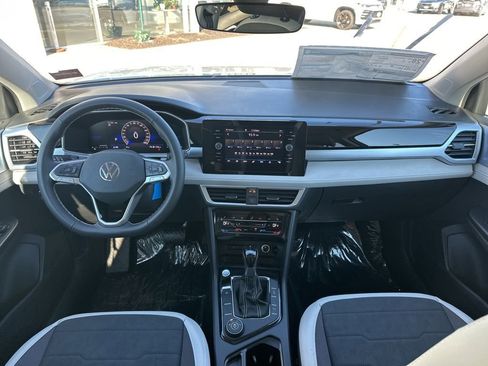 New 2026 Volkswagen Taos SE AWD/4WD image 12