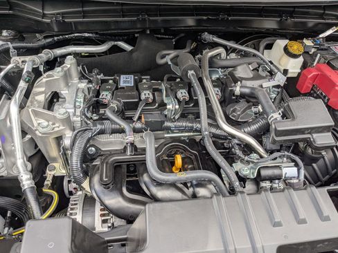 New 2025 Nissan Kicks SV w/ SV Premium Package FWD image 34