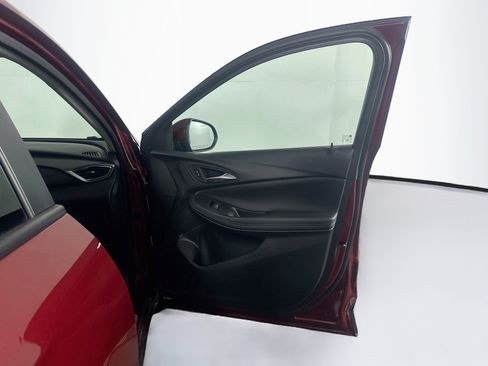 Used 2023 Buick Encore GX Preferred FWD image 30