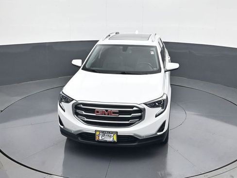Used 2019 GMC Terrain SLT w/ Preferred Package FWD image 14