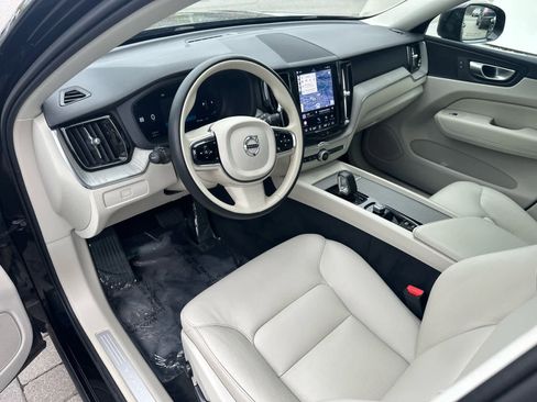 Used 2024 Volvo XC60 B5 Plus w/ Protection Package Premier AWD/4WD image 12