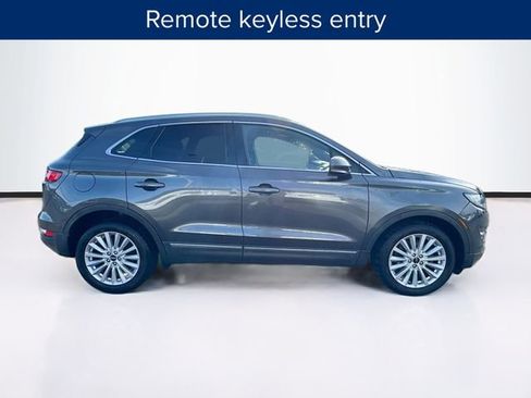 Used 2019 Lincoln MKC Premiere image 9