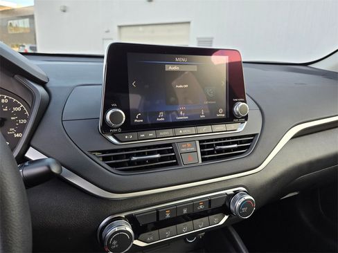 New 2025 Nissan Altima 2.5 S image 11