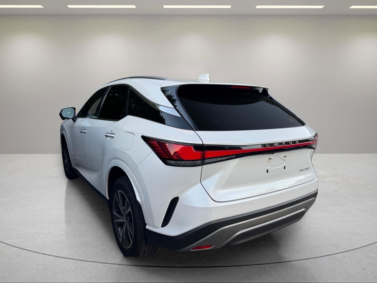 Used 2025 Lexus RX 350 Premium w/ Accessory Package (Z1) FWD image 24