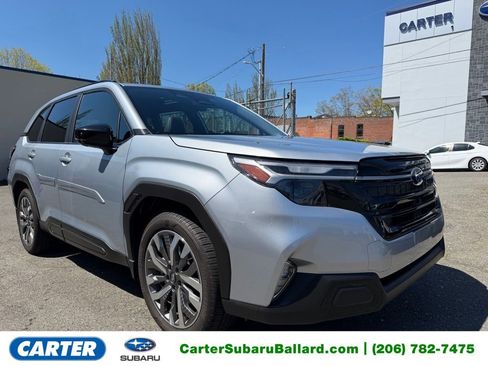 Used 2025 Subaru Forester Touring AWD/4WD image 1