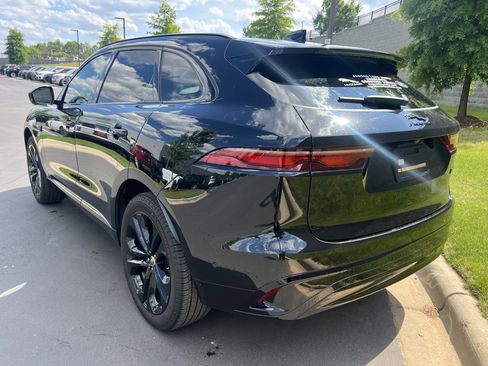Used 2026 Jaguar F-PACE R-Dynamic S AWD/4WD image 5