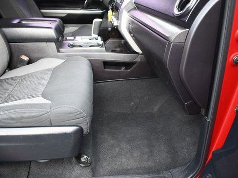 Used 2016 Toyota Tundra SR5 image 25