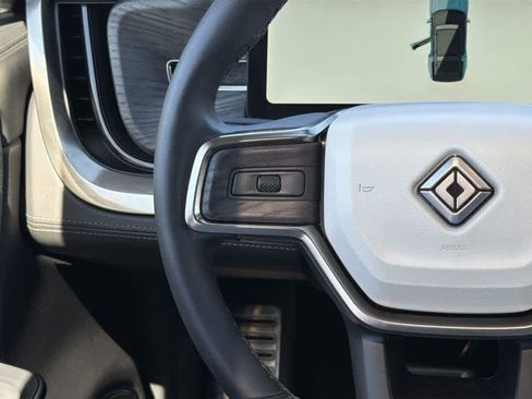 Used 2023 Rivian R1S Adventure image 14